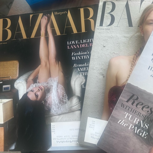 Bazaar magazine bundle - Picture 3 of 3
